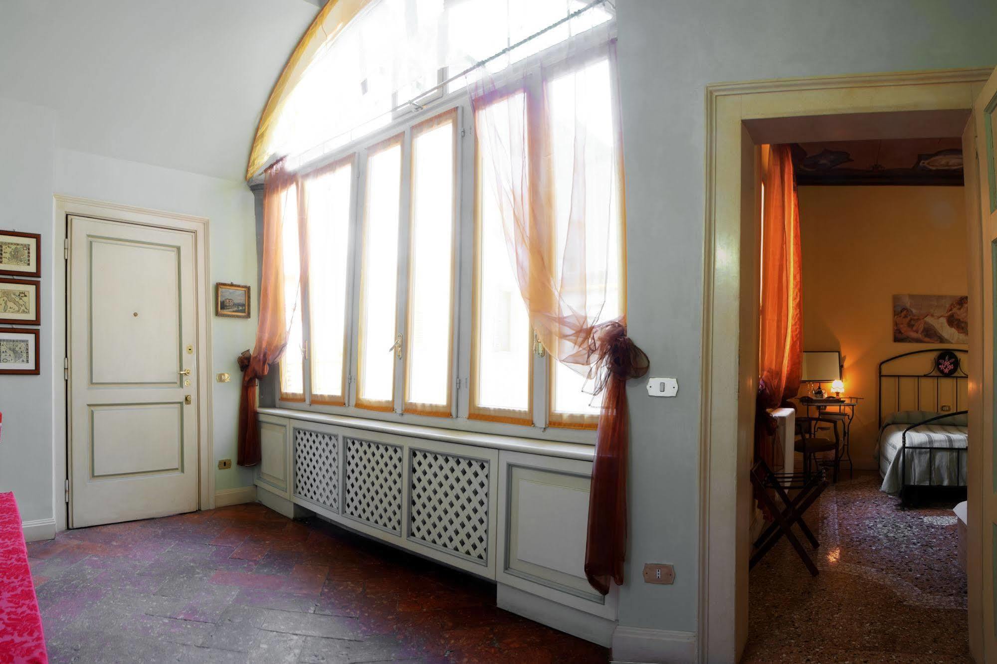 Guesthouse Alba Citta Alta Bergamo Exterior foto